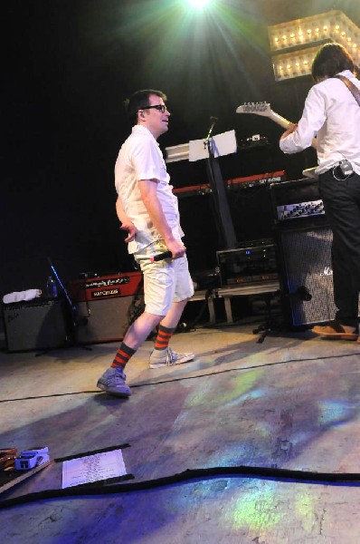 Weezer at Stubb's BarBQ, Austin, Texas 06/07/11 - photo by Jeff Barringer