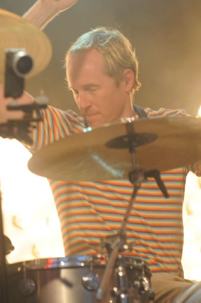 Weezer at Stubb's BarBQ, Austin, Texas 06/07/11 - photo by Jeff Barringer