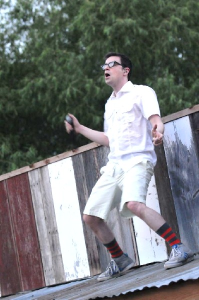 Weezer at Stubb's BarBQ, Austin, Texas 06/07/11 - photo by Jeff Barringer