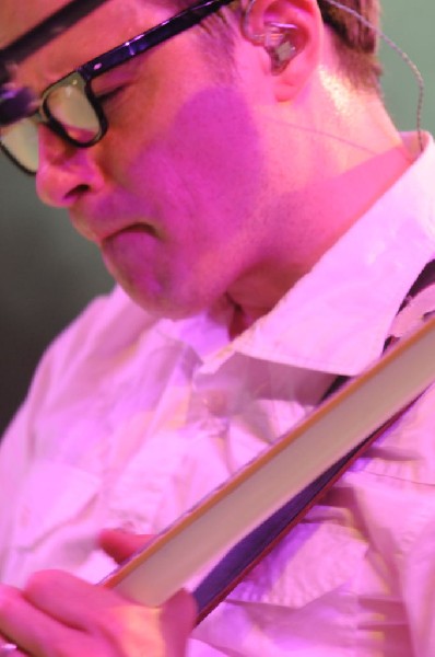 Weezer at Stubb's BarBQ, Austin, Texas 06/07/11 - photo by Jeff Barringer