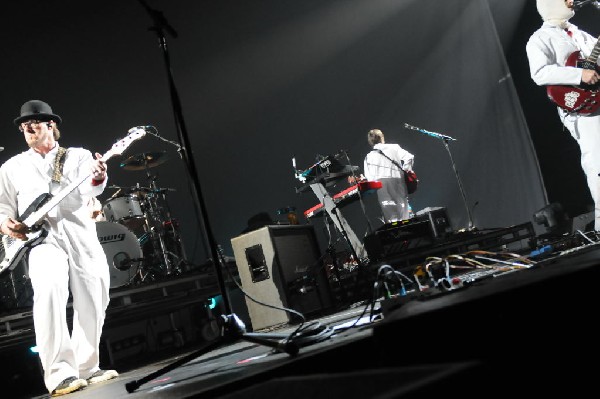 Weezer at the Frank Erwin Center