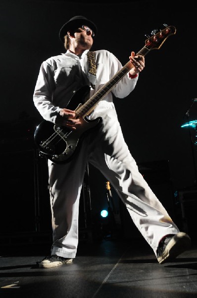 Weezer at the Frank Erwin Center