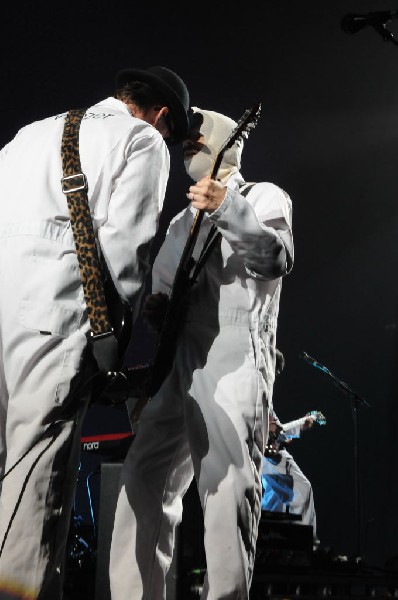Weezer at the Frank Erwin Center