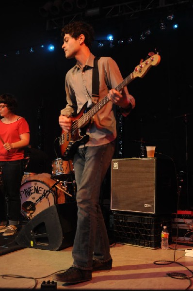 Woven Bones at Stubb's BarBQ Austin, Texas 09/28/10 - Photos by Jeff Barrin