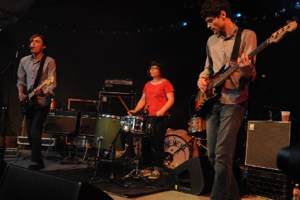 Woven Bones at Stubb's BarBQ Austin, Texas 09/28/10 - Photos by Jeff Barrin
