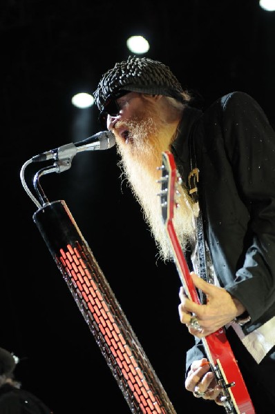 ZZ Top at The Backyard, Austin Texas (Bee Caves) 04/25/10