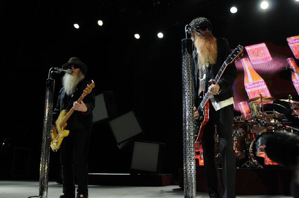 ZZ Top at The Backyard, Austin Texas (Bee Caves) 04/25/10
