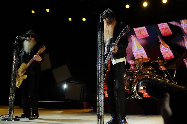 ZZ Top at The Backyard, Austin Texas (Bee Caves) 04/25/10