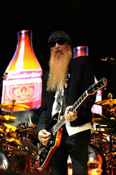 ZZ Top at The Backyard, Austin Texas (Bee Caves) 04/25/10