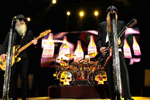ZZ Top at The Backyard, Austin Texas (Bee Caves) 04/25/10