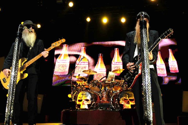 ZZ Top at The Backyard, Austin Texas (Bee Caves) 04/25/10