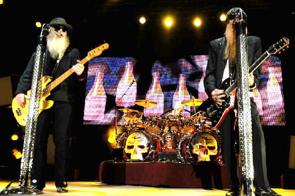 ZZ Top at The Backyard, Austin Texas (Bee Caves) 04/25/10
