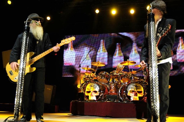 ZZ Top at The Backyard, Austin Texas (Bee Caves) 04/25/10