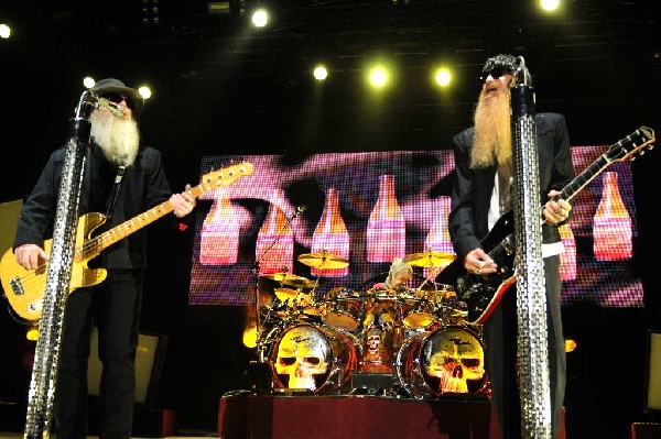 ZZ Top at The Backyard, Austin Texas (Bee Caves) 04/25/10