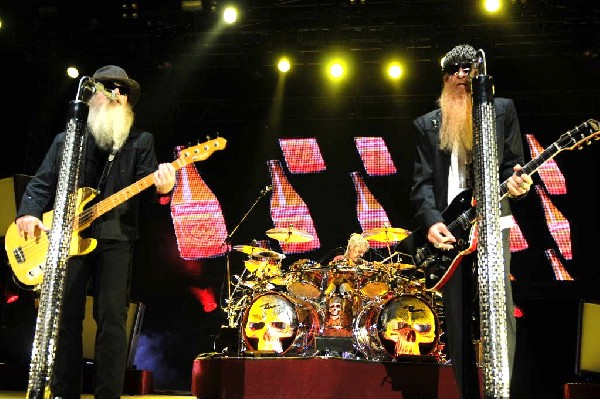ZZ Top at The Backyard, Austin Texas (Bee Caves) 04/25/10