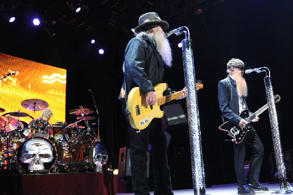 ZZ Top at The Backyard, Austin Texas (Bee Caves) 04/25/10