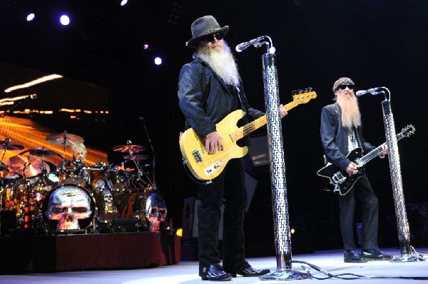 ZZ Top at The Backyard, Austin Texas (Bee Caves) 04/25/10