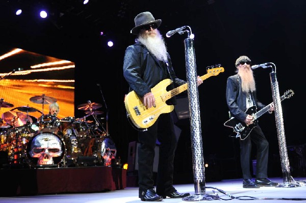 ZZ Top at The Backyard, Austin Texas (Bee Caves) 04/25/10