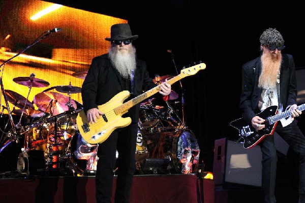 ZZ Top at The Backyard, Austin Texas (Bee Caves) 04/25/10