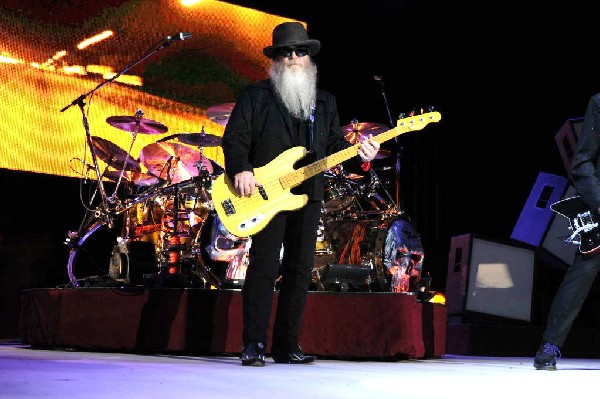ZZ Top at The Backyard, Austin Texas (Bee Caves) 04/25/10