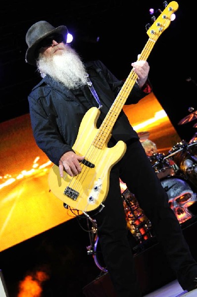 ZZ Top at The Backyard, Austin Texas (Bee Caves) 04/25/10