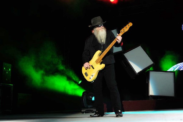 ZZ Top at The Backyard, Austin Texas (Bee Caves) 04/25/10