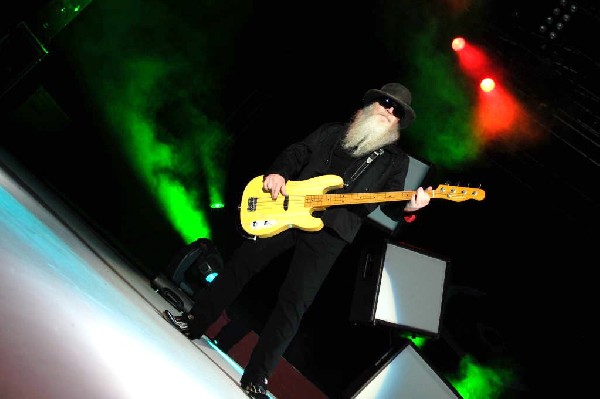 ZZ Top at The Backyard, Austin Texas (Bee Caves) 04/25/10