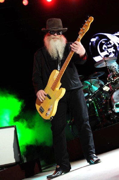 ZZ Top at The Backyard, Austin Texas (Bee Caves) 04/25/10