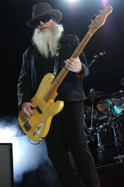 ZZ Top at The Backyard, Austin Texas (Bee Caves) 04/25/10