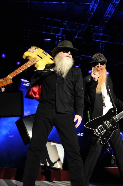 ZZ Top at The Backyard, Austin Texas (Bee Caves) 04/25/10