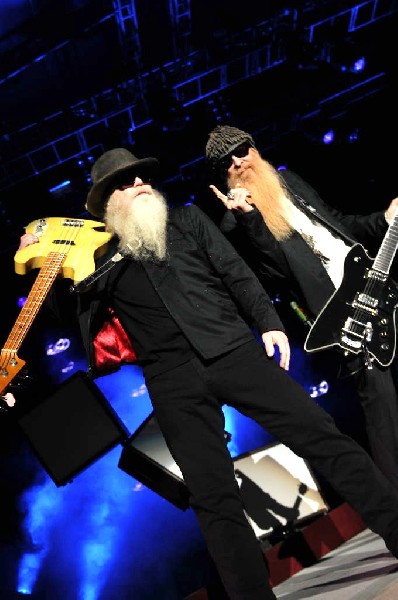 ZZ Top at The Backyard, Austin Texas (Bee Caves) 04/25/10