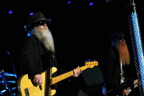 ZZ Top at The Backyard, Austin Texas (Bee Caves) 04/25/10