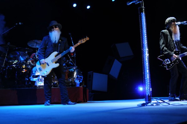 ZZ Top at The Backyard, Austin Texas (Bee Caves) 04/25/10