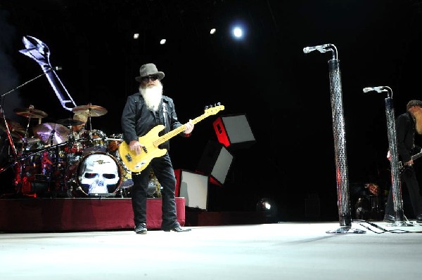 ZZ Top at The Backyard, Austin Texas (Bee Caves) 04/25/10