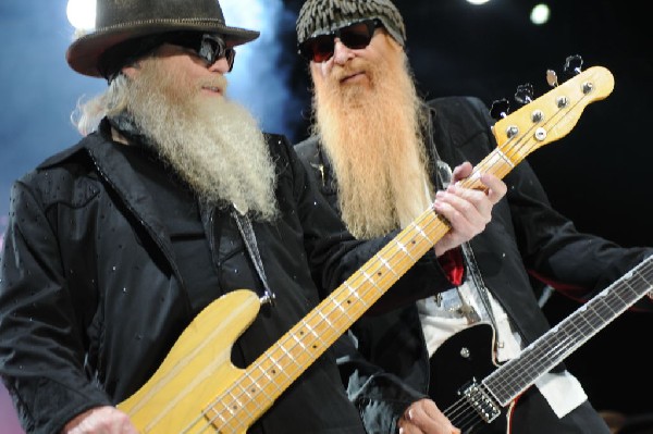 ZZ Top at The Backyard, Austin Texas (Bee Caves) 04/25/10