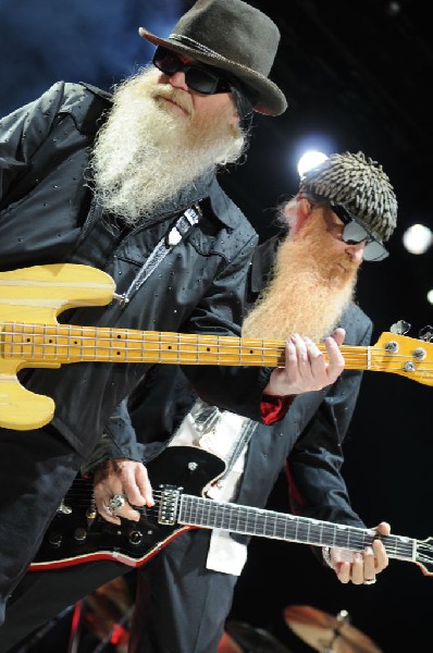 ZZ Top at The Backyard, Austin Texas (Bee Caves) 04/25/10