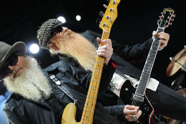 ZZ Top at The Backyard, Austin Texas (Bee Caves) 04/25/10