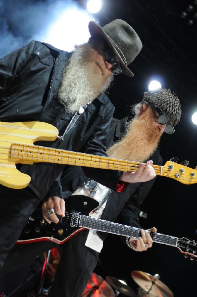 ZZ Top at The Backyard, Austin Texas (Bee Caves) 04/25/10