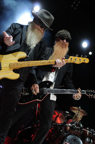 ZZ Top at The Backyard, Austin Texas (Bee Caves) 04/25/10