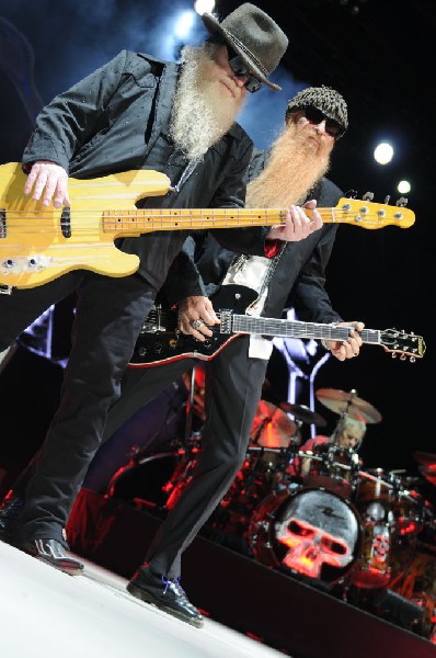 ZZ Top at The Backyard, Austin Texas (Bee Caves) 04/25/10