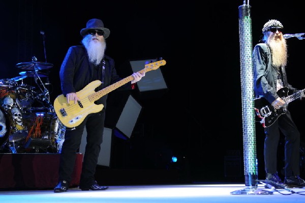 ZZ Top at The Backyard, Austin Texas (Bee Caves) 04/25/10