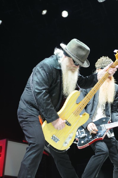 ZZ Top at The Backyard, Austin Texas (Bee Caves) 04/25/10