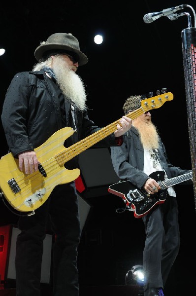 ZZ Top at The Backyard, Austin Texas (Bee Caves) 04/25/10