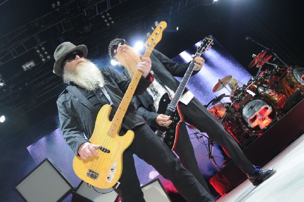 ZZ Top at The Backyard, Austin Texas (Bee Caves) 04/25/10