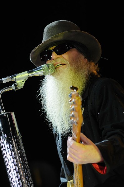 ZZ Top at The Backyard, Austin Texas (Bee Caves) 04/25/10