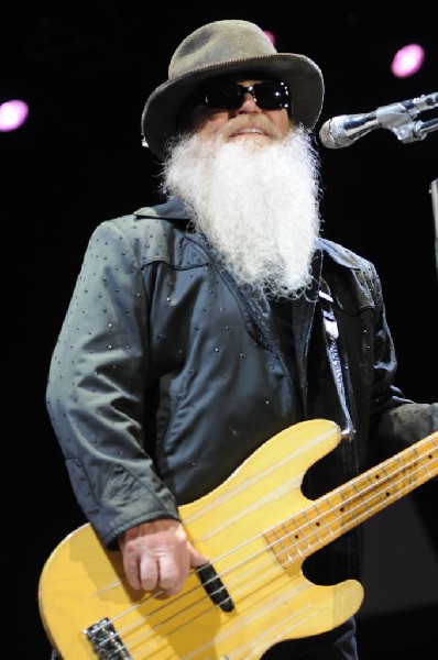 ZZ Top at The Backyard, Austin Texas (Bee Caves) 04/25/10