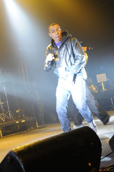 Zeale at the Hi-Ro Music Festival at the Austin Music Hall