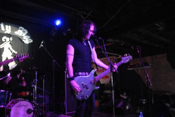 The Zico Chain soundcheck at the Dirty Dog in Austin, Texas