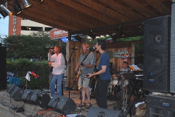 Dukes of Simpleton at Threadgills