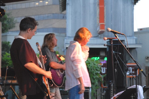 Dukes of Simpleton at Threadgills